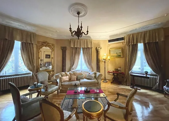 Dorcol Mansion 3br At Center *